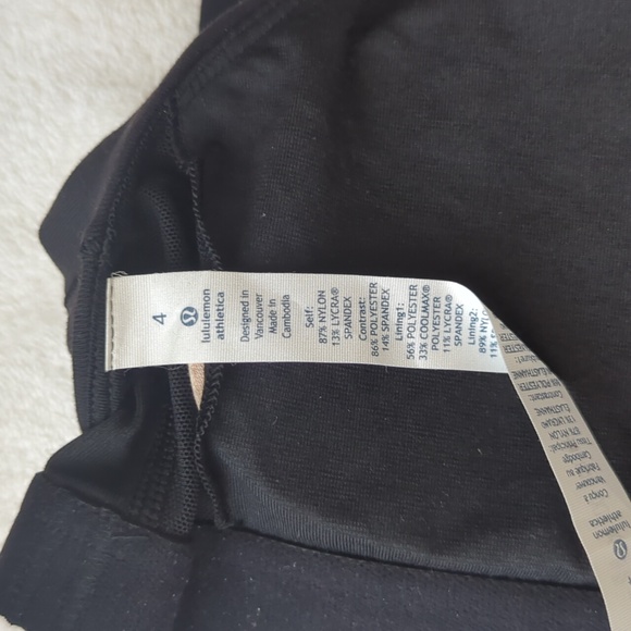 Lululemon City Tank Black Top Peplum Pleat Waist Women’s 4 Gym Athleisure - Picture 6 of 6